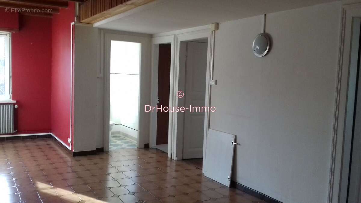 Appartement à DANNEMARIE