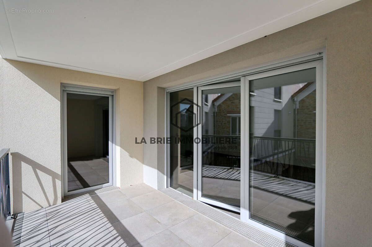 Appartement à CHENNEVIERES-SUR-MARNE