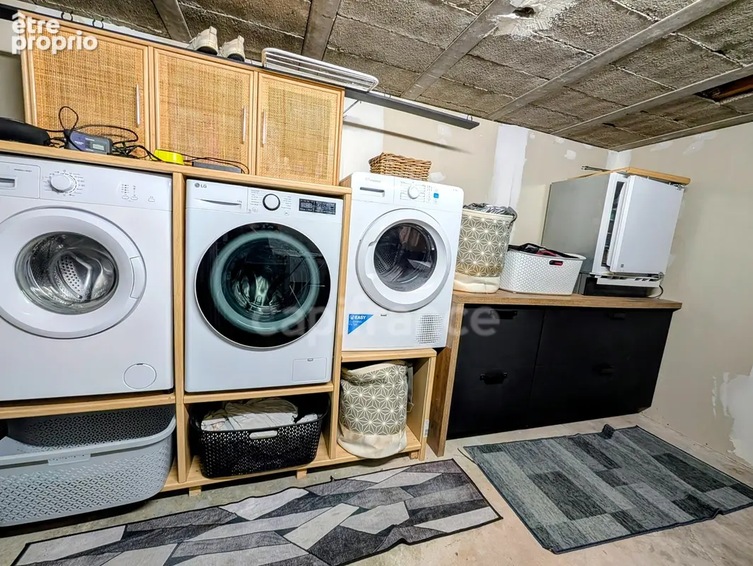 GUIPAVAS – Maison familiale non mitoyenne – 5 chambres – Rénovation complète – Écoles et commerces à pied - photo 15
