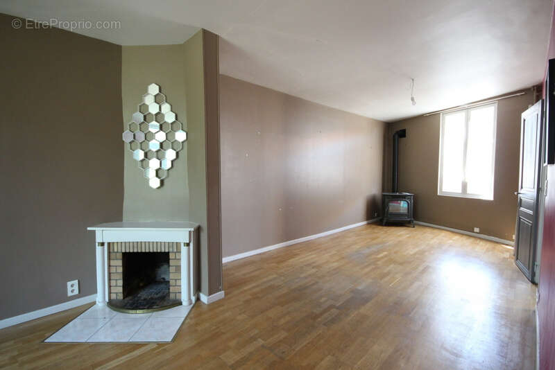 Maison à PONT-SAINTE-MAXENCE