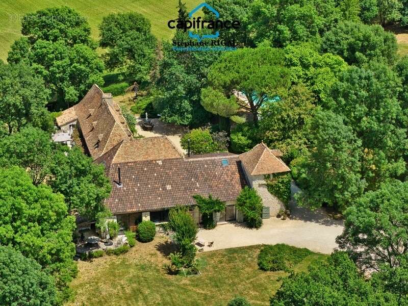 Propriete à vendre à Beaumontois en Périgord, Maison et gîte de 340m2 habitables sur 1,7ha avec piscine - photo 22