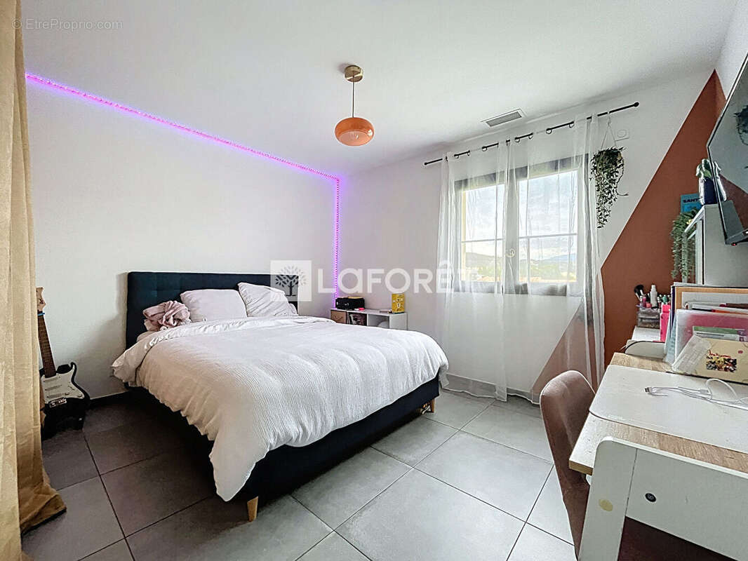 Maison à BOULETERNERE