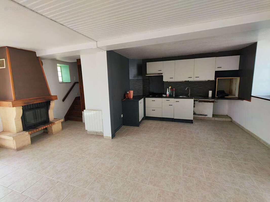 Montaigu. ref  5380lr - photo 2