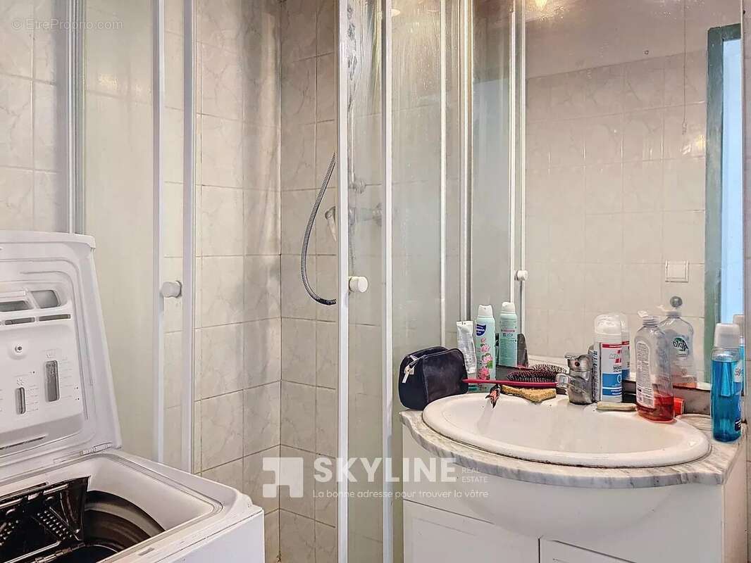 Appartement à MARSEILLE-5E