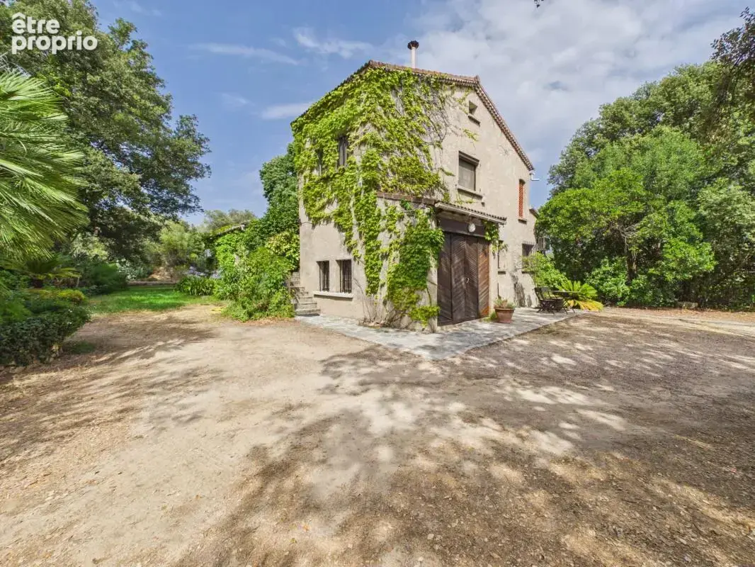 A vendre villa familiale de 176 m² avec piscine plaine de peri - photo 17