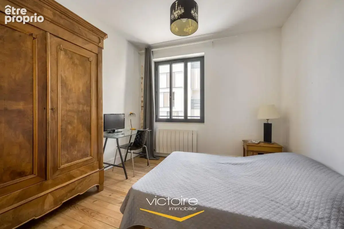 Maison T6 lumineuse et traversante - 4 ch + dépendance - Terrasse et jardin - photo 15