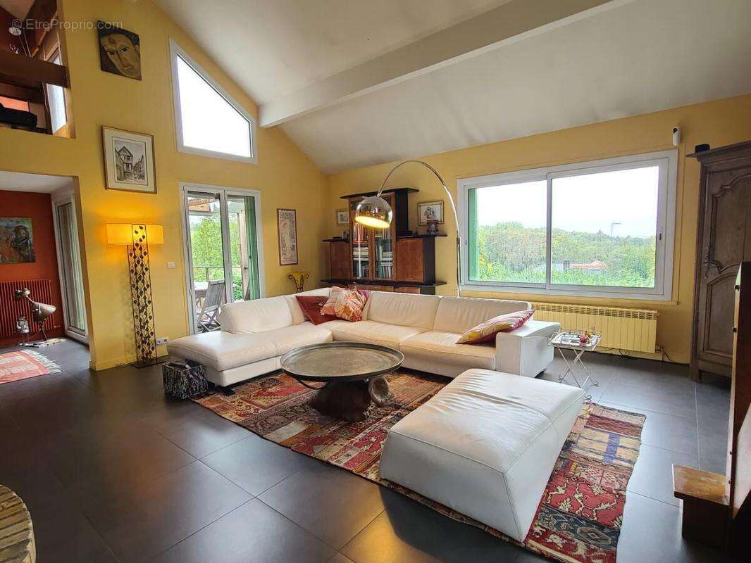 Maison à RUEIL-MALMAISON