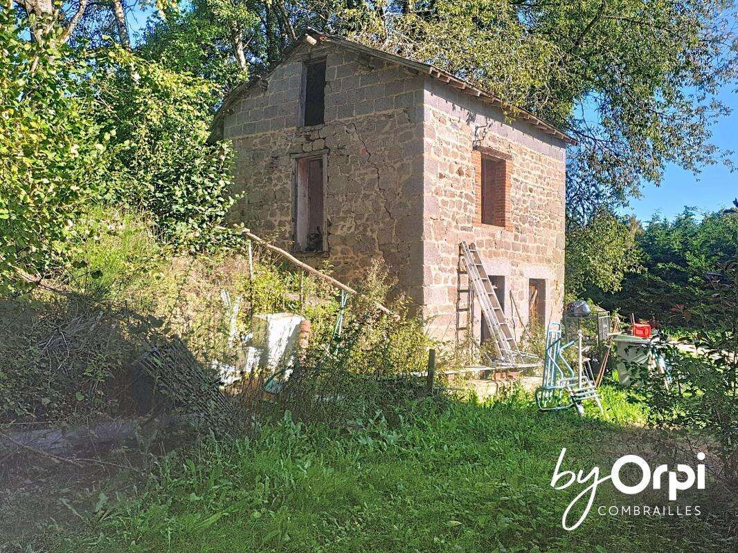 Maison à MONTEL-DE-GELAT