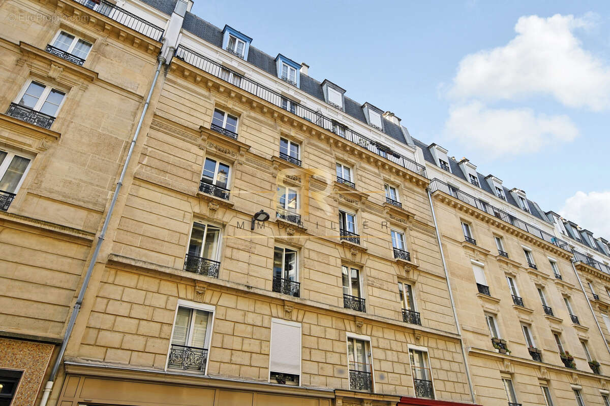 Appartement à PARIS-12E