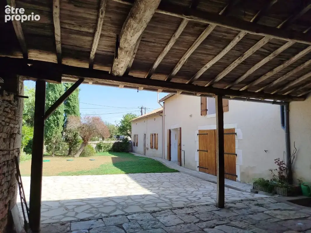 Maison 8 pièces 242 m² à vendre à Limalonges (79190) - photo 8