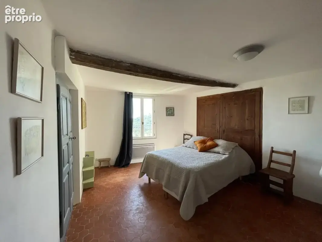 Exclusivité, Maison de village  avec vue panoramique à Callas - photo 9
