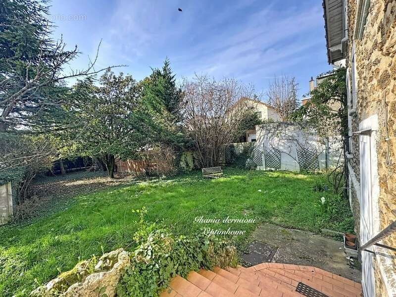 Maison à LE PERREUX-SUR-MARNE