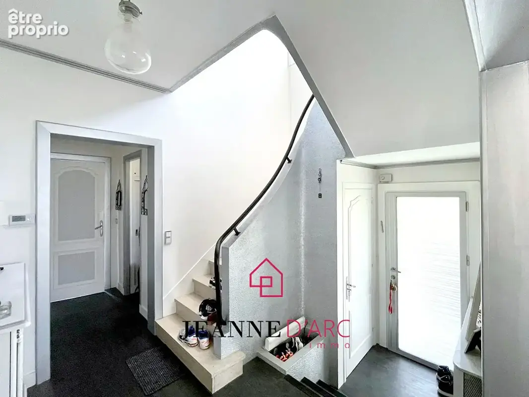 Bois-Guillaume - Maison familiale 7P - Jardin - Garage - Sous-sol - photo 14