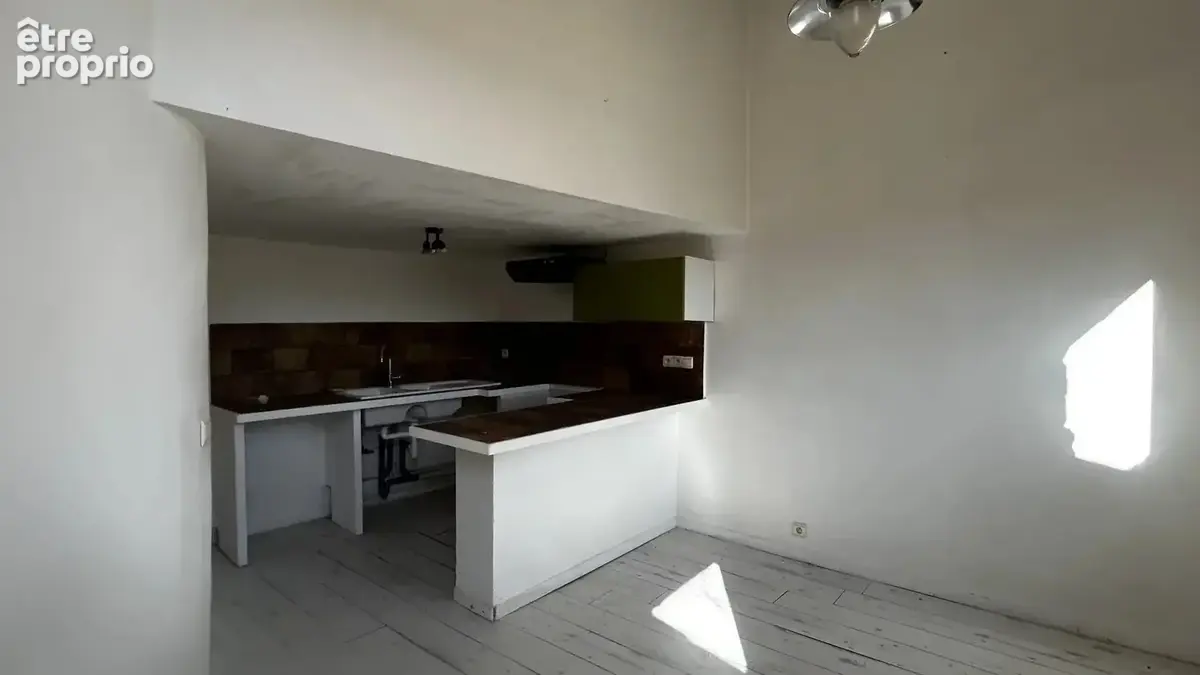 Lambesc - Appartement 98 m² 3 chambres terrasse puit de lumiere - photo 6