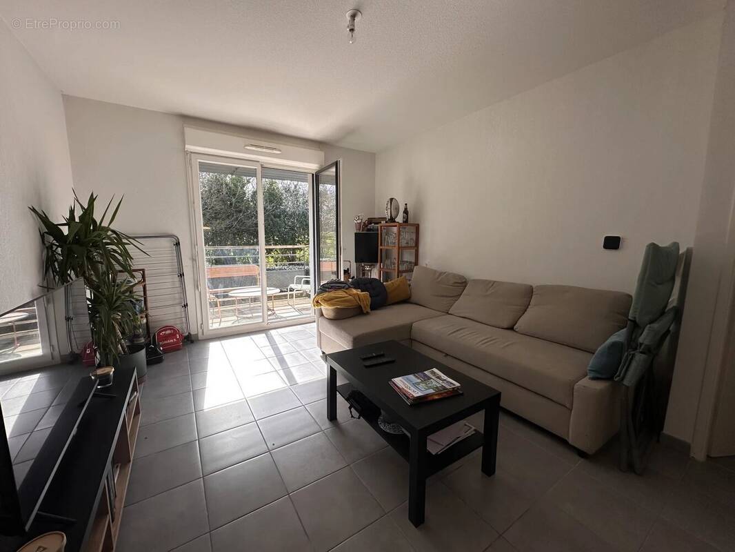 Appartement à SAINT-GENIES-BELLEVUE