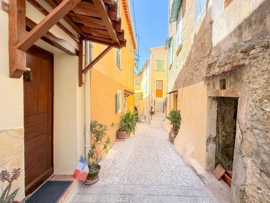 Maison à CONTES