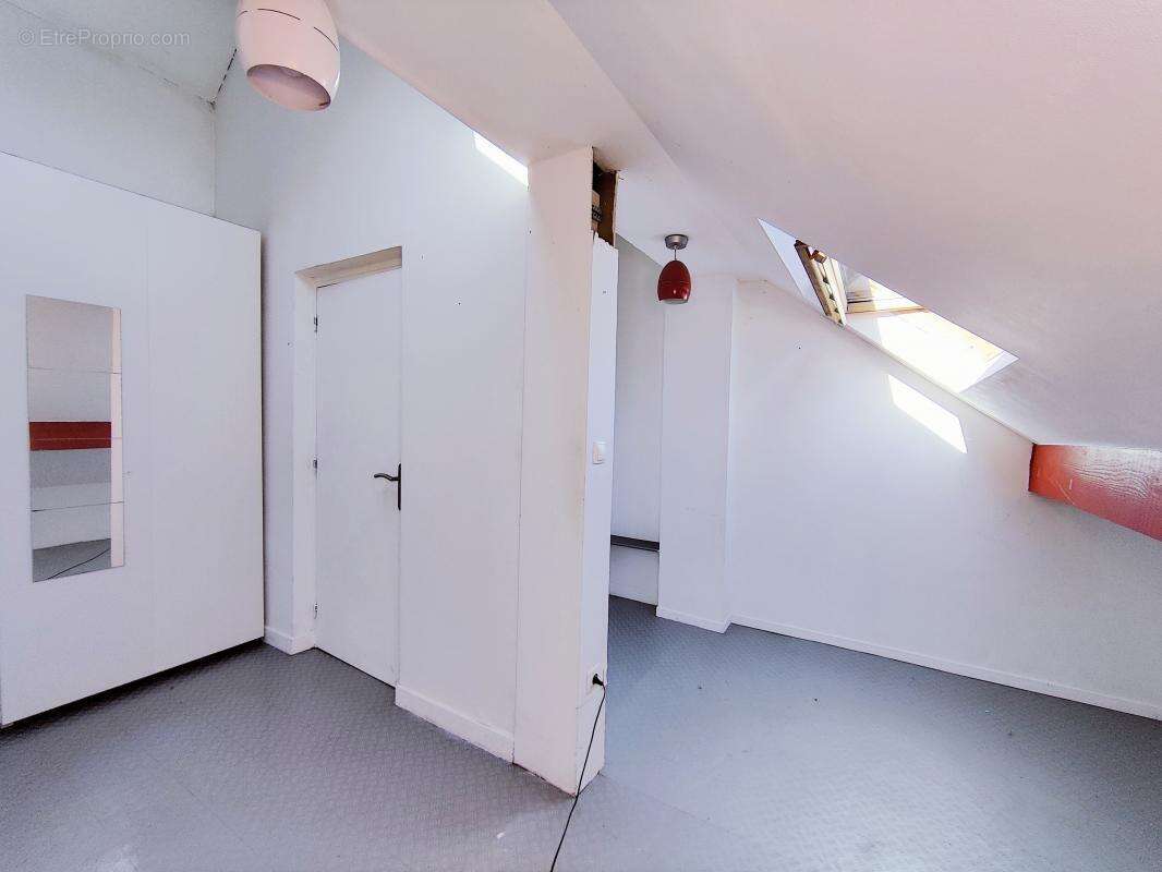 Maison à SAINT-GENIX-SUR-GUIERS