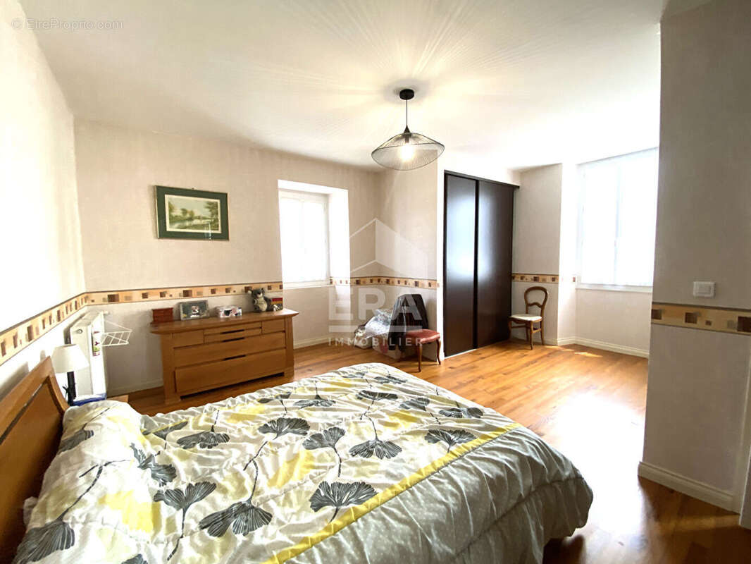 Maison à LESTELLE-BETHARRAM