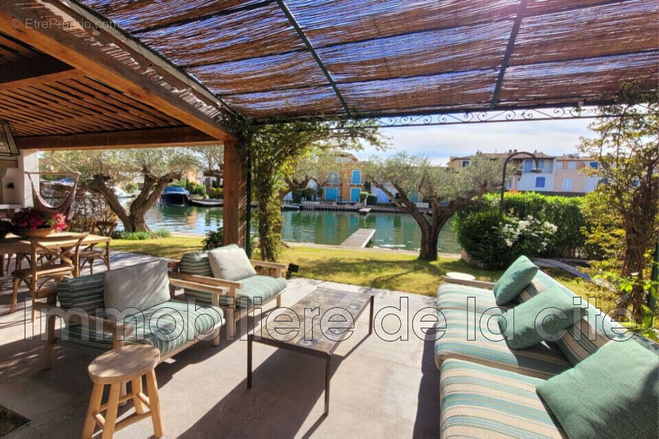 Maison à GRIMAUD