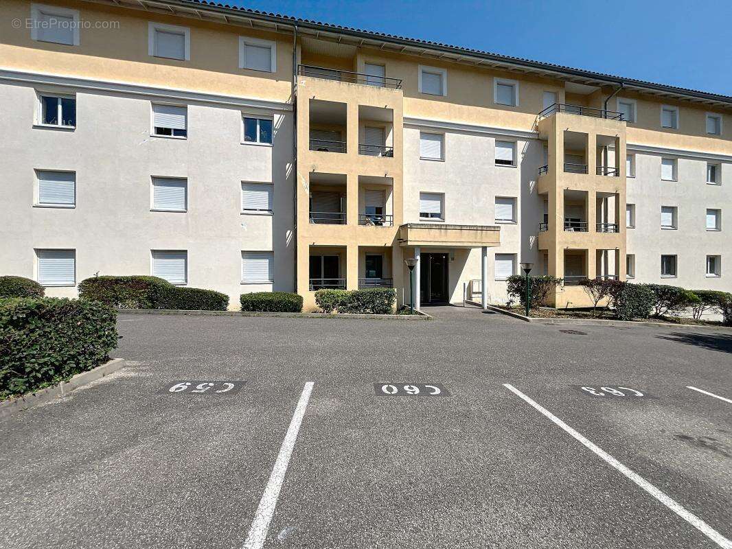 Appartement à GRIGNY