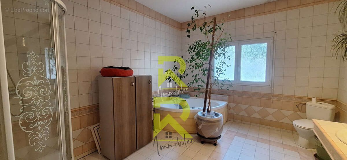 Maison à LEZIGNAN-CORBIERES