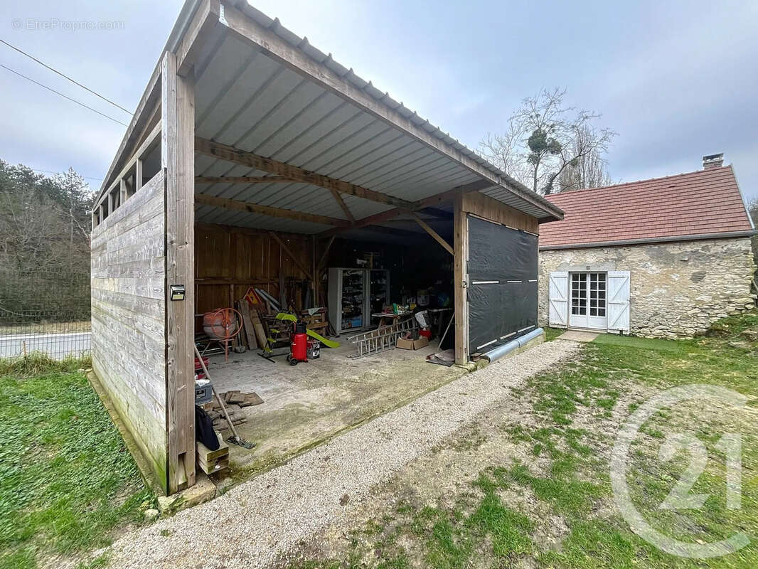 Maison à LAVAL-EN-BRIE