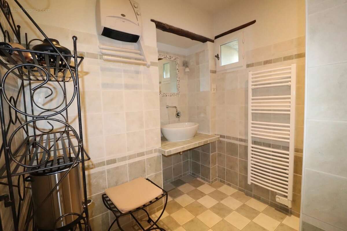 Maison à SAINT-MARTIN-DE-VALGALGUES