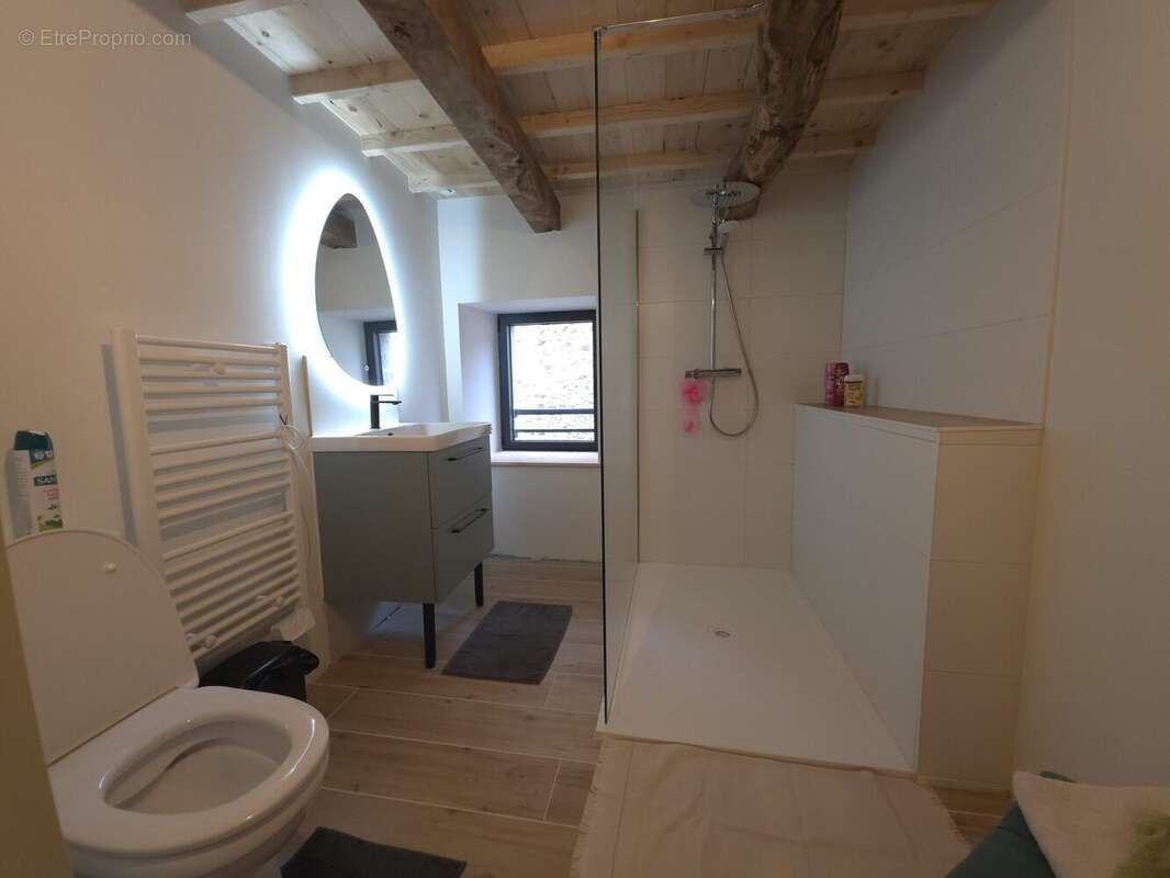 Maison à SAINT-CARREUC