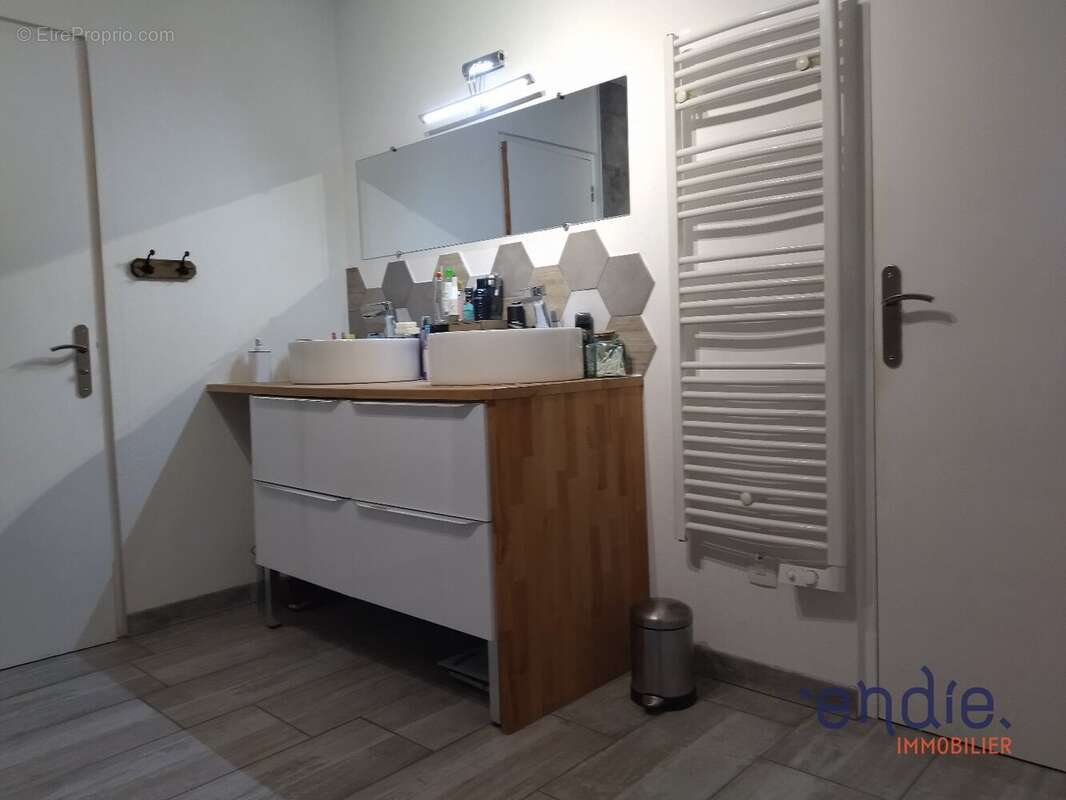 Maison à SAINT-SULPICE