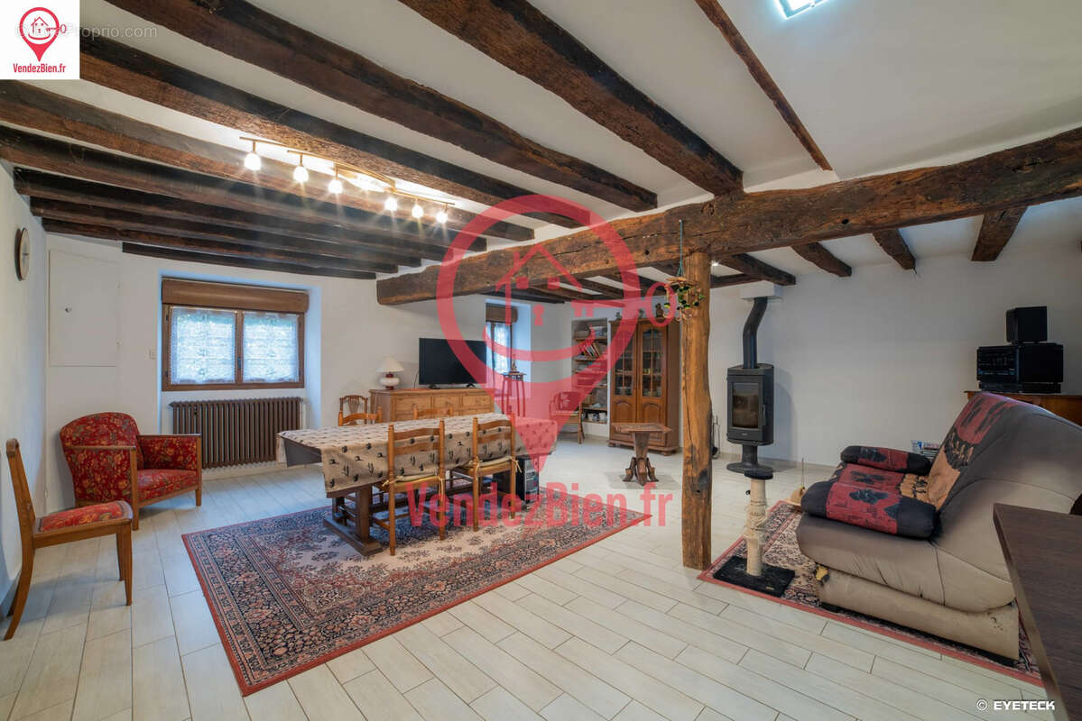Maison à SOULANGIS