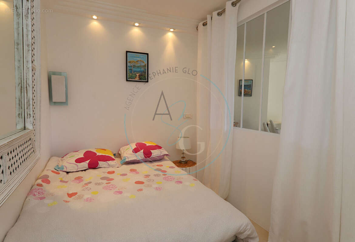 Appartement à COGOLIN