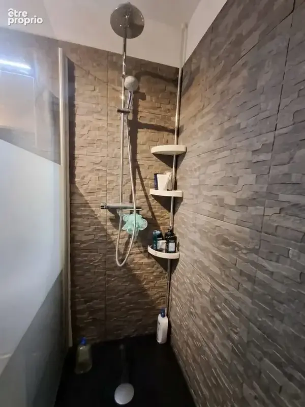Appartement 3 pièces 68 m² à vendre à Nantes (44300) - photo 2