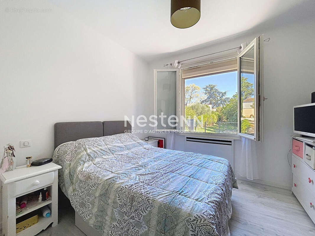 Maison à SAINT-MARTIN-DE-LA-BRASQUE