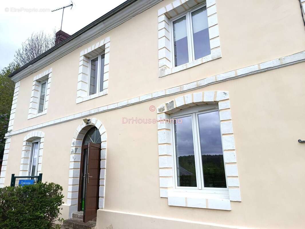 Maison à MONTFORT-SUR-RISLE