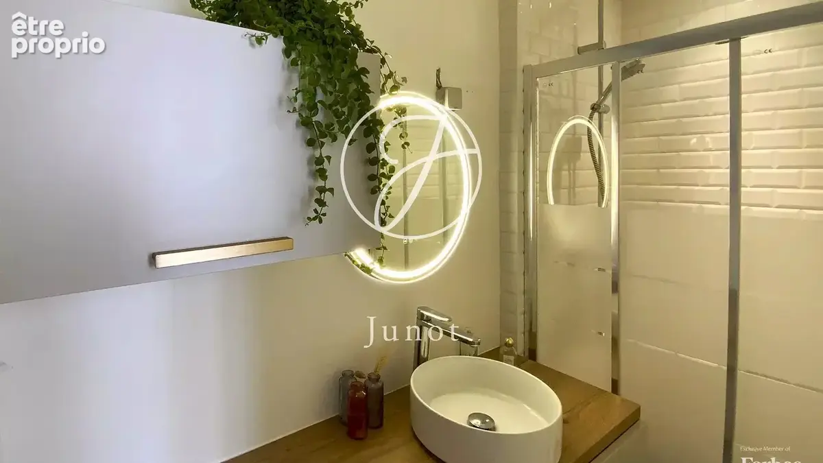 Lille – SAINT MICHEL - Appartement à vendre - 2 pièces - 33m² loi Carrez - mezzanine - photo 4