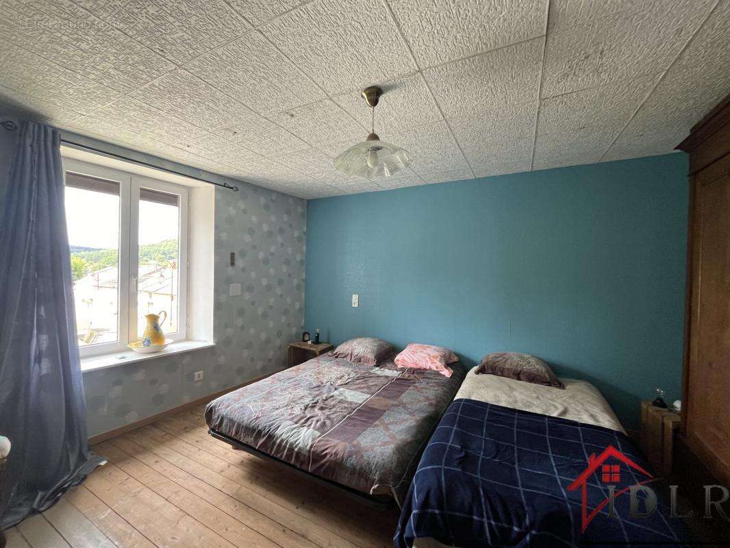 Maison à LARIVIERE-ARNONCOURT