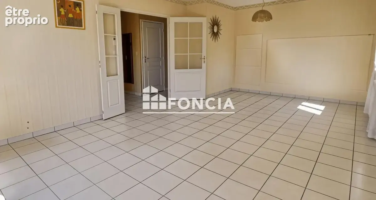 RARE Unieux centre dans petite copropriété - photo 3