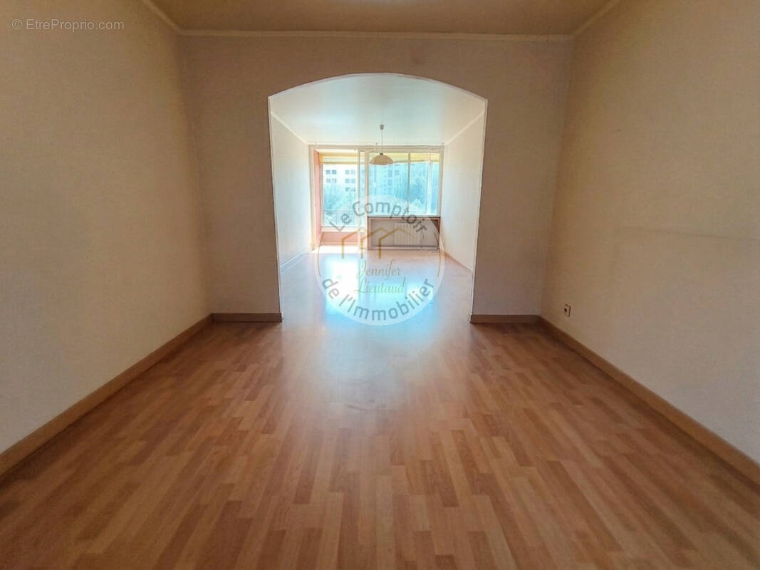 Valmante   T3 lumineux avec balcon au calme dans résidence recherchée - photo 2