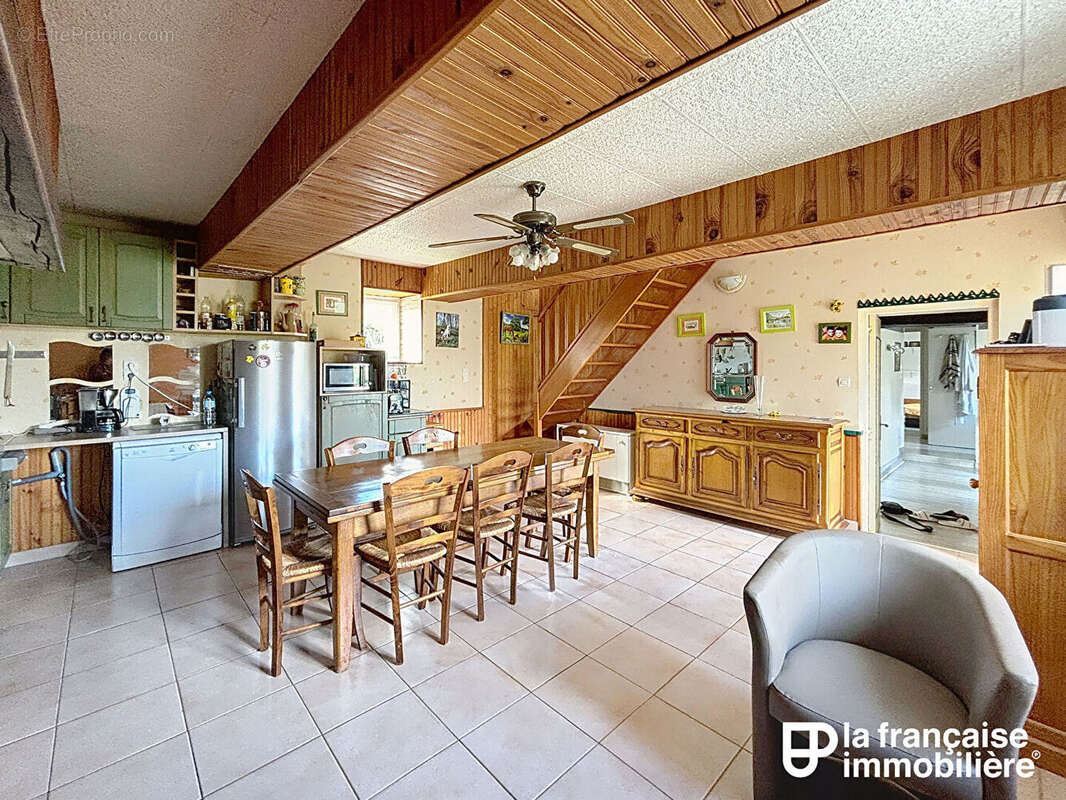 Maison à PIRE-SUR-SEICHE