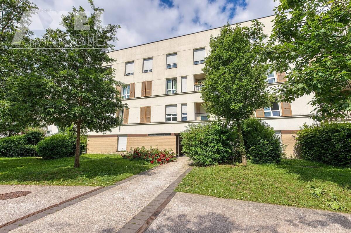 Appartement à BOIS-D'ARCY