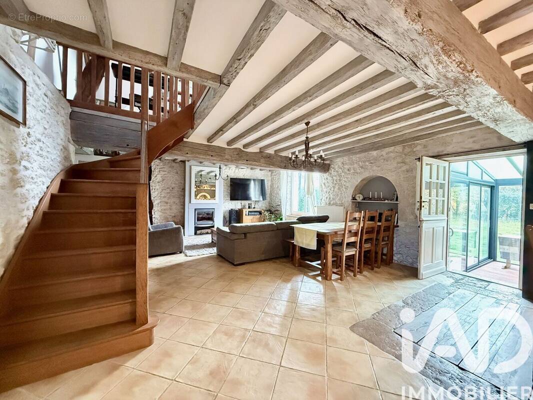 Photo 1 - Maison à GEMIGNY