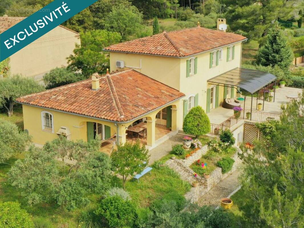 Photo 1 - Maison à VILLECROZE