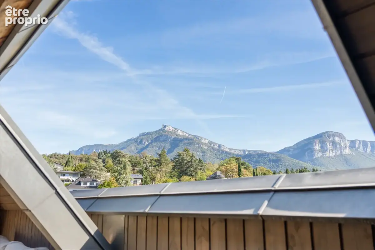 CHAMBÉRY   LES MONTS Dernier étage avec vue panoramique, piscine et garage - photo 16