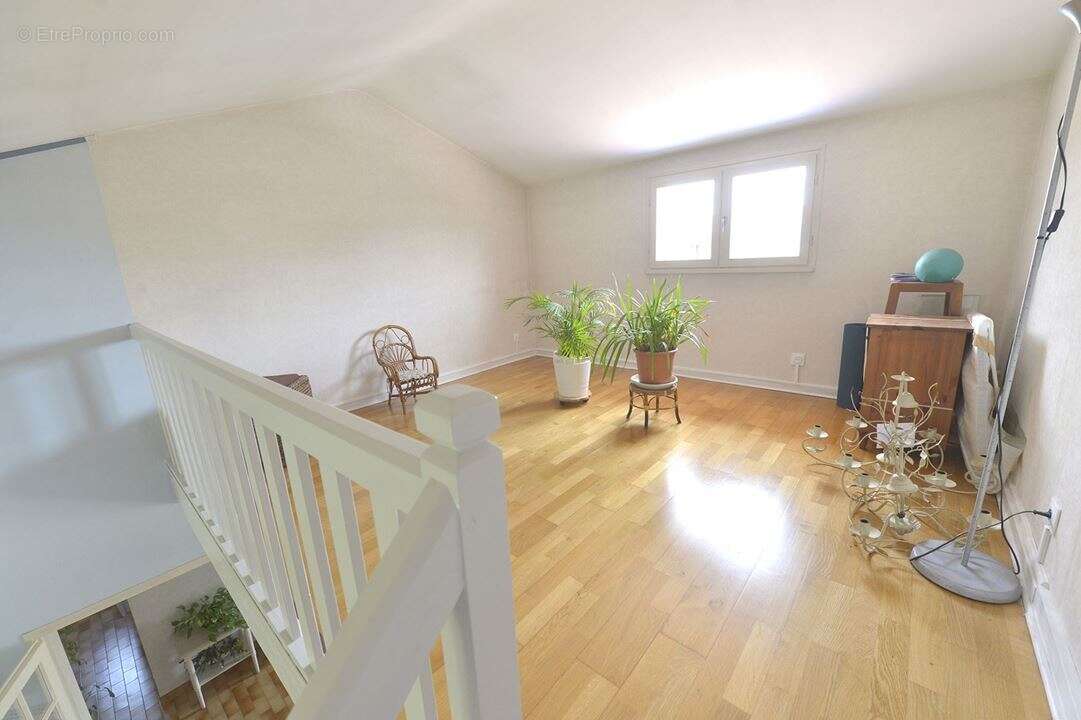 Maison à MESCHERS-SUR-GIRONDE