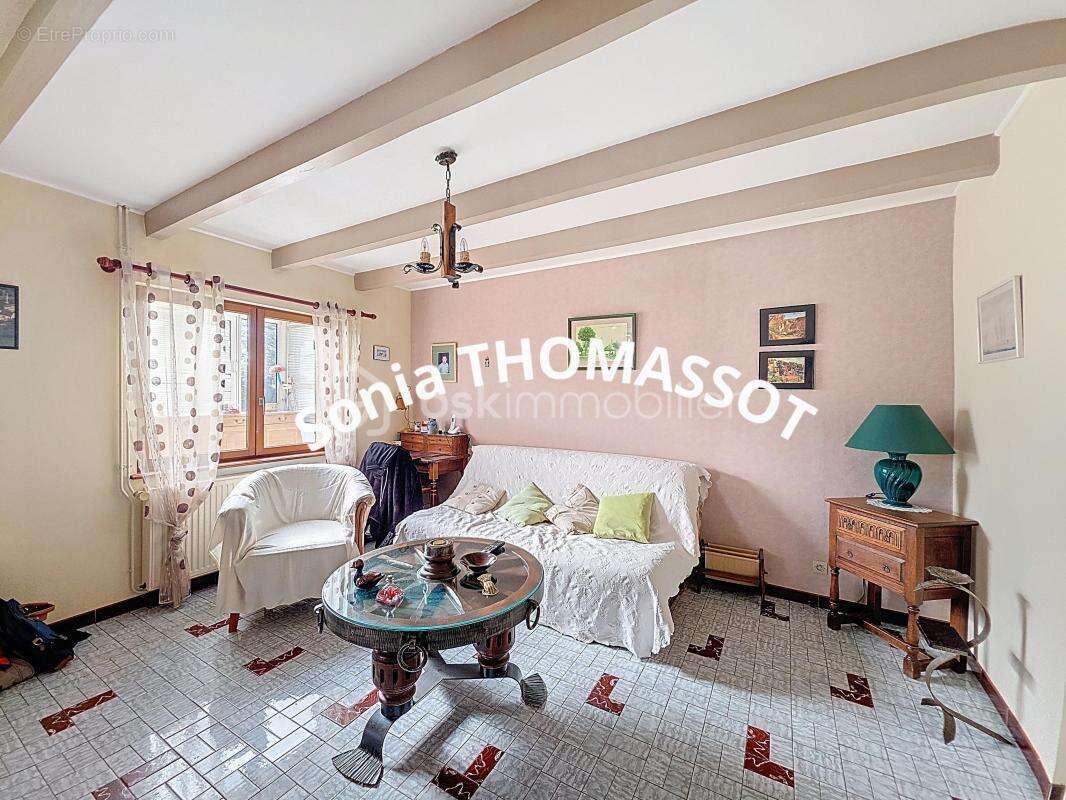 Maison à SAINT-USAGE