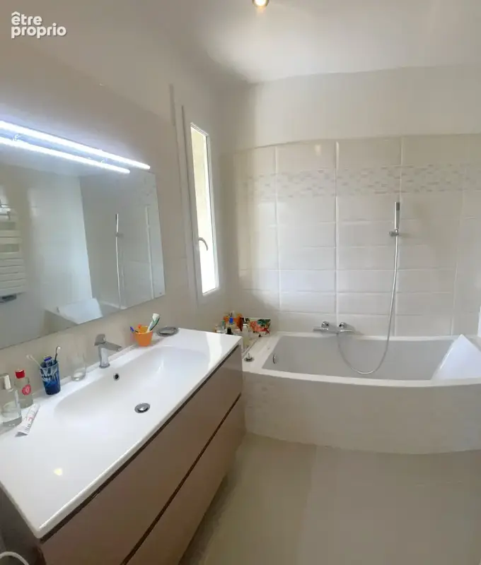 Cassis - Vente maison avec garage, piscine & vue mer - photo 17