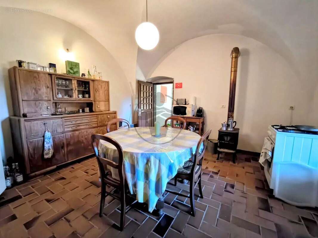 Maison à BAUME-LES-DAMES