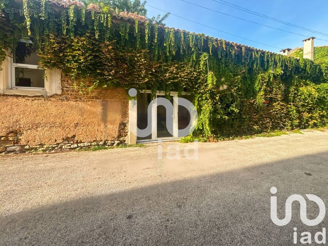 Photo 1 - Maison à GENERAC