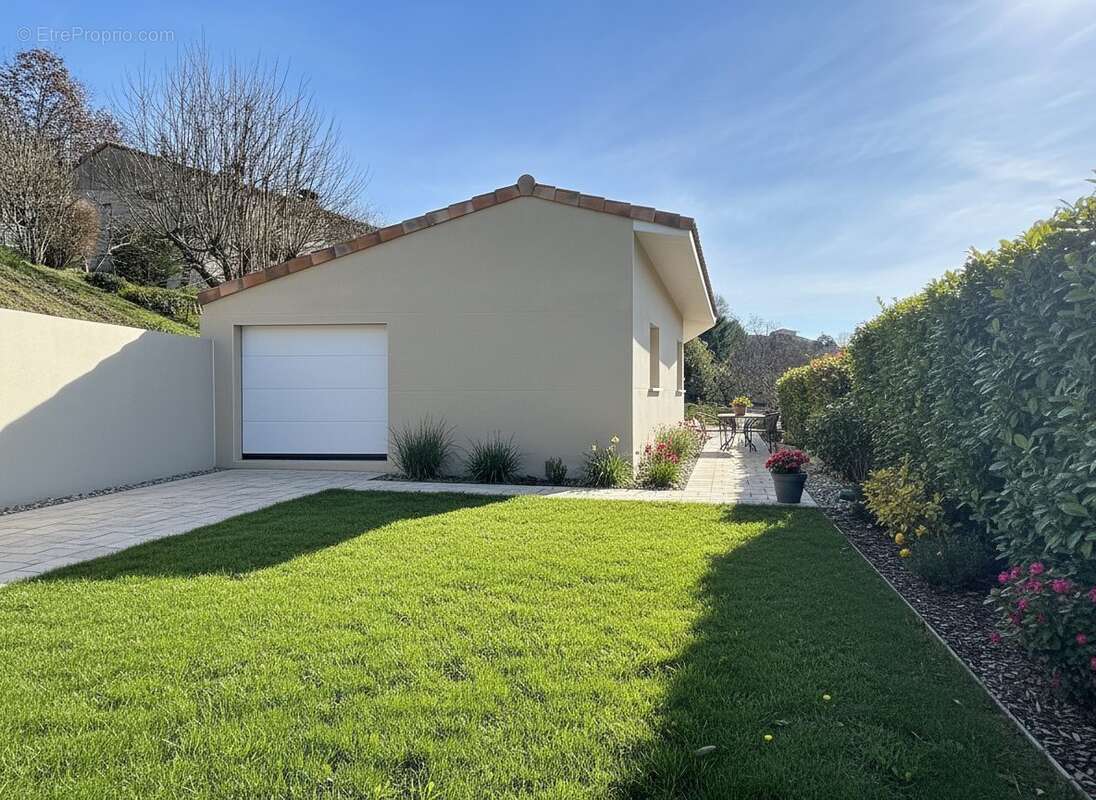 Maison à CASTELNAU-D'ESTRETEFONDS