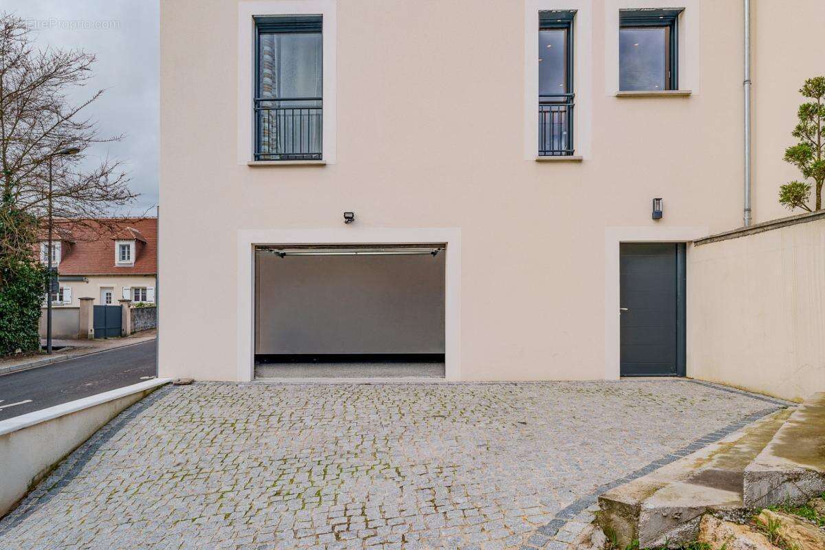 Maison à vendre 6 pièces MONTLOUIS SUR LOIRE (37) - photo 5